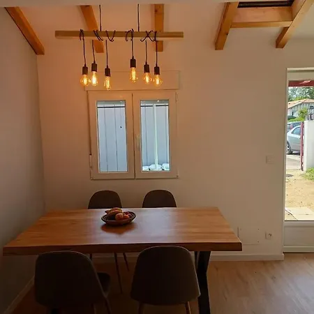 度假居 Family House 昂代